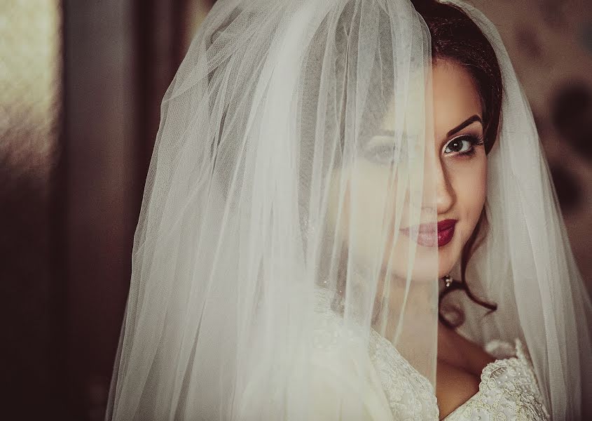 Wedding photographer Gadzhi Suleymanov (syleimanov). Photo of 6 March 2014