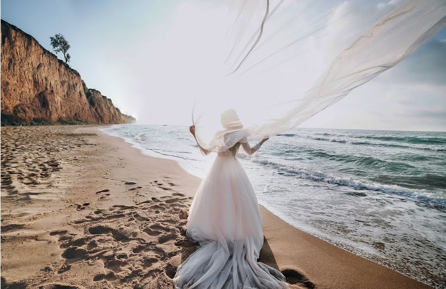 Fotógrafo de casamento Aleksandr Malysh (alexmalysh). Foto de 26 de junho 2020