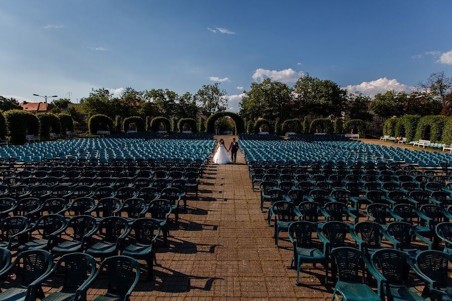 Fotógrafo de casamento Claudiu Negrea (claudiunegrea). Foto de 21 de setembro 2016