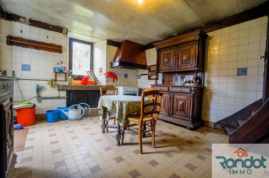 Vente maison 8 pièces 245 m² à Baissey (52250), 140 000 €