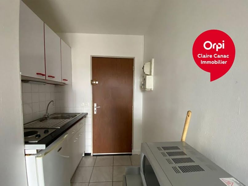 Location meublée appartement 1 pièce 18 m² à Castres (81100), 340 €