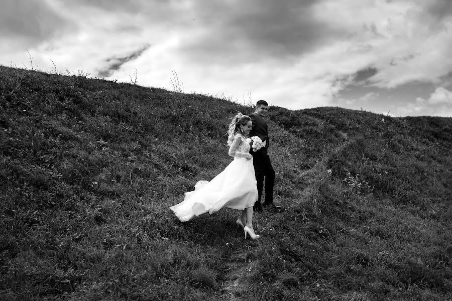 Fotógrafo de casamento Sofya Kiparisova (kiparisfoto). Foto de 21 de julho 2019