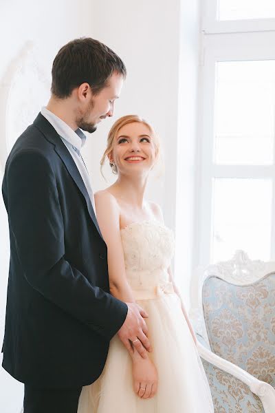 Fotógrafo de casamento Dmitriy Romanov (lifestory). Foto de 12 de março 2018