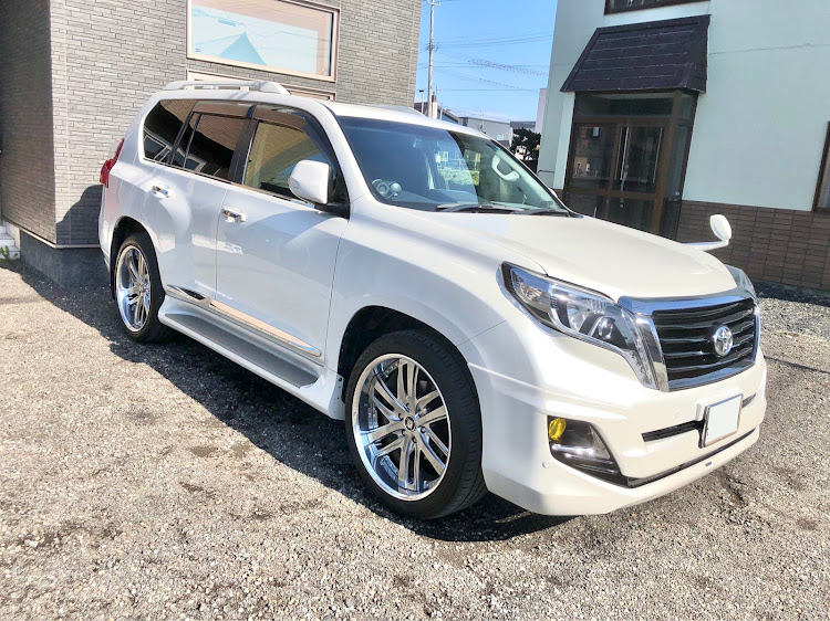 ランドクルーザープラドのvoodooride・手洗い洗車・鳥の爆撃・スローン2仕上げ・KY garageに関するカスタム事例の投稿画像2枚目
