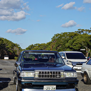 クラウンセダン MS125