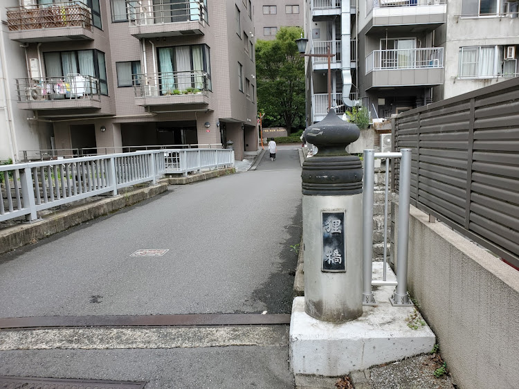ハイエースバンのレジアスエース・ハイエース・カーボン・残暑お見舞い申し上げます・熱中症に気をつけて!!に関するカスタム事例の投稿画像3枚目