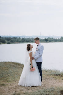 Fotógrafo de casamento Viktoriya Romenskaya (romenskayavika). Foto de 3 de outubro 2018