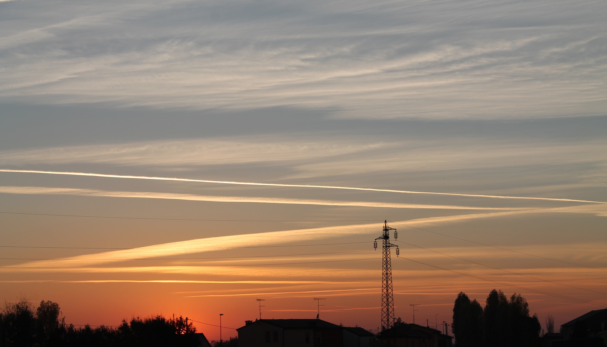 Linee sfumate nel cielo. di Federica Patalano