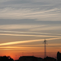 Linee sfumate nel cielo. di 