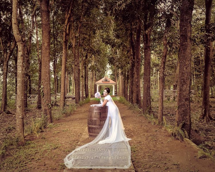 Fotografo di matrimoni Arnel Atizado (atizado). Foto del 20 febbraio 2019