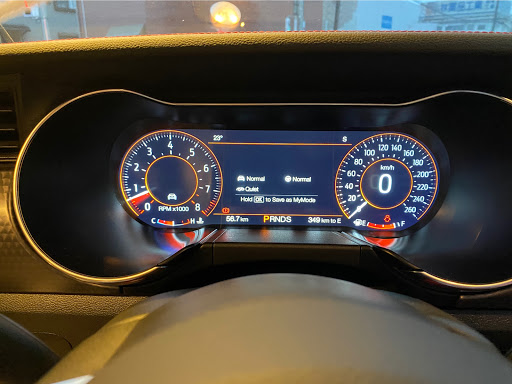 マスタング クーペ の愛車紹介 デジタルメーター バケットシートに関するカスタム メンテナンスの投稿画像 車のカスタム情報はcartune