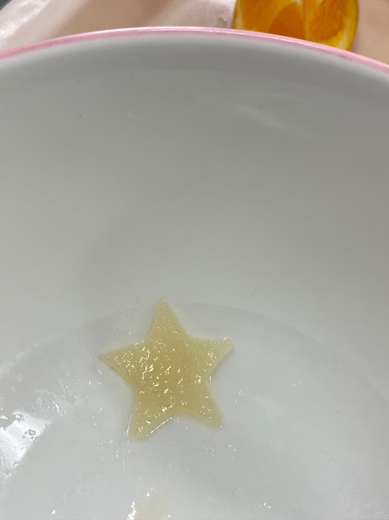 Cクラス セダンのいつもイイネ&コメントありがとうございます🙇‍♂️・5月もよろしくお願いします🙇‍♂️・たくさんの出会いに感謝感謝😊・元気があればなんでもできる💪・遊び心ですので、お許しくださいに関するカスタム事例の投稿画像2枚目