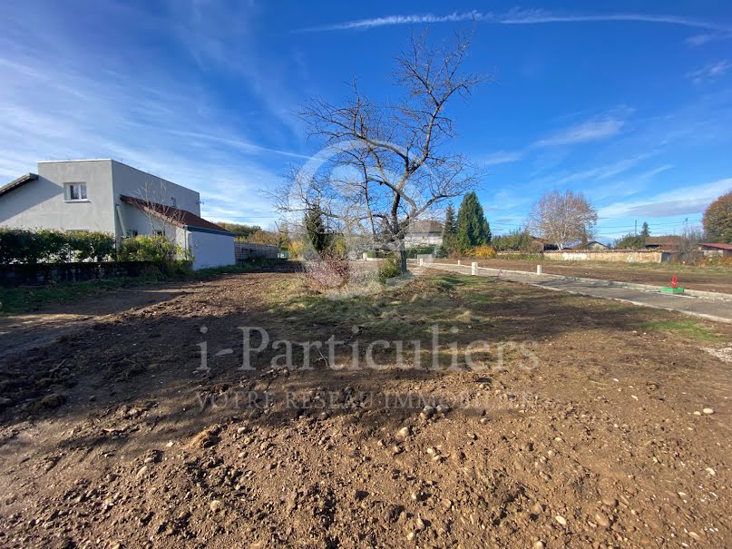 Vente terrain  572 m² à Saint-Geoirs (38590), 98 000 €