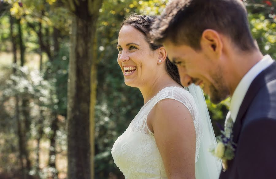 Fotografo di matrimoni Cristina Cañigueral Garcia (flasholot). Foto del 23 maggio 2019