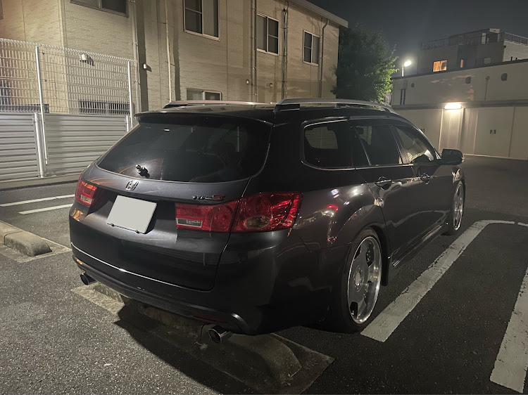 アコードツアラーの低排出ガス車ステッカー剥がし・コンビニで一服・街灯の下でに関するカスタム事例の投稿画像1枚目