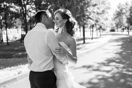 Fotógrafo de casamento Natalya Shvedchikova (nshvedchikova). Foto de 15 de julho 2016