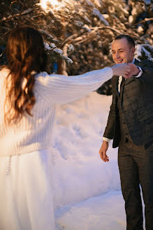 Fotógrafo de casamento Pavel Starostin (starostinpablik). Foto de 30 de março 2022