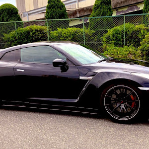 NISSAN GT-R R35