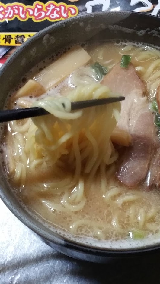 キンレイ冷凍ラーメン横綱4.jpg