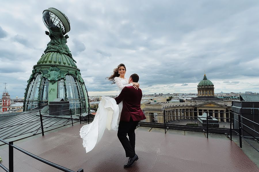 Wedding photographer Vladimir Shumkov (vshumkov). Photo of 16 October 2019