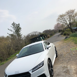 TT クーペ 1.8TFSI