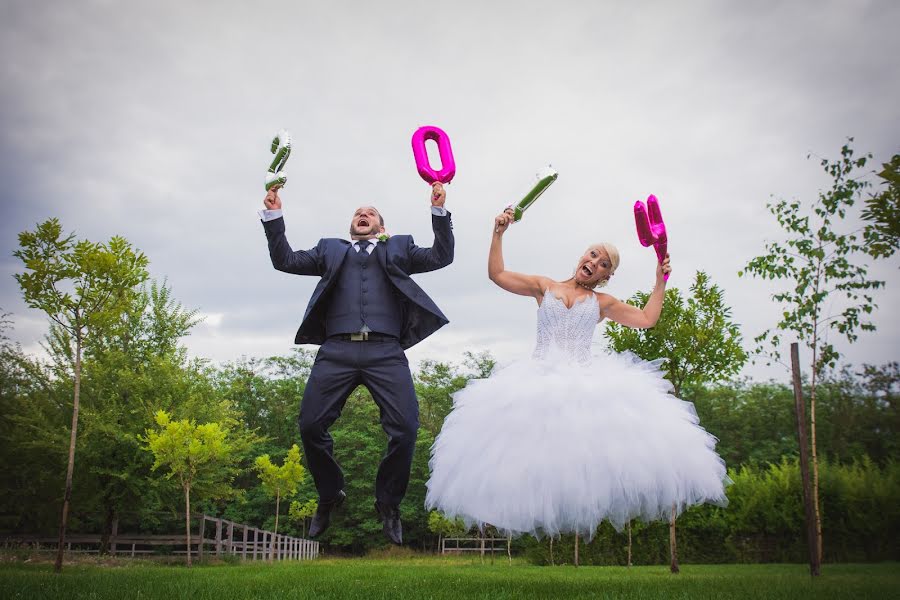 Fotografo di matrimoni Ákos Jurás (jurasakos). Foto del 2 aprile 2016