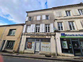 maison à Villebois-Lavalette (16)