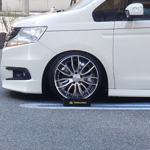 ステップワゴンスパーダ RK5