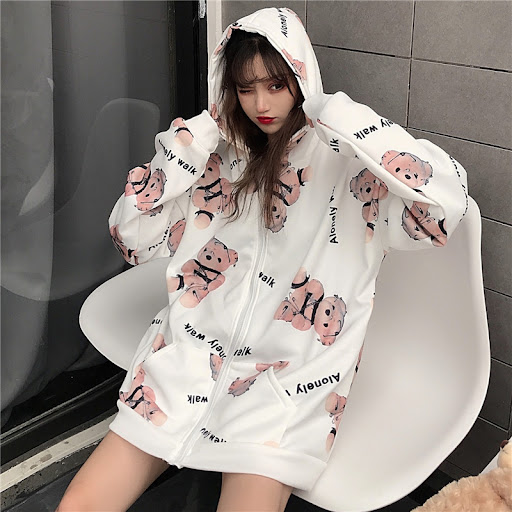 Title 25, Printed bear sweater