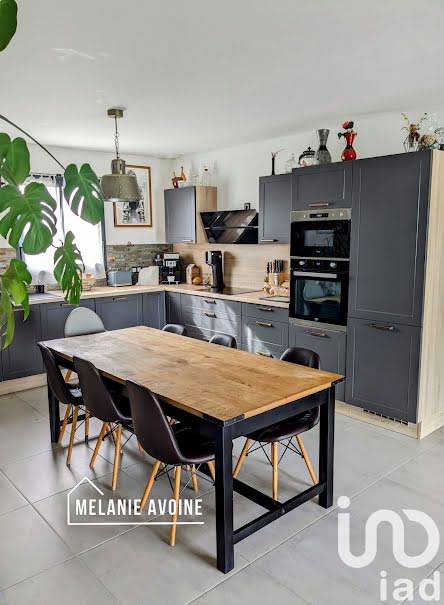 Vente maison 4 pièces 85 m² à Ciré-d'Aunis (17290), 237 000 €