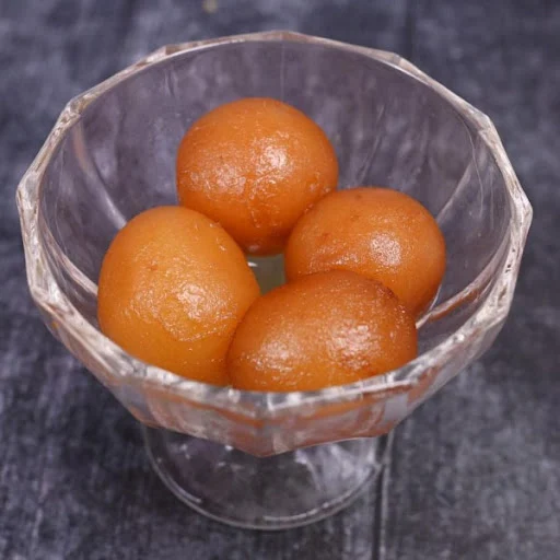 Gulab Jamun (4 Pieces)