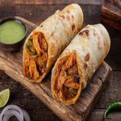 BUTTER CHICKEN PARANTHA ROLL