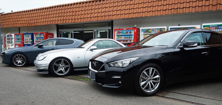 スカイラインの京都府 舞鶴・プチオフ会♪・レトロ自販機・ドライブインダルマ・みなさん はじめまして～😆に関するカスタム事例の投稿画像1枚目