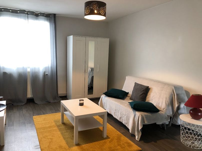 Location meublée appartement 1 pièce 29 m² à Limoges (87000), 445 €