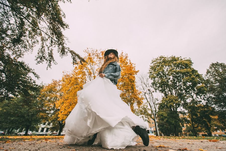 Jurufoto perkahwinan Nadja Kraukle (balticwedding). Foto pada 30 Oktober 2019