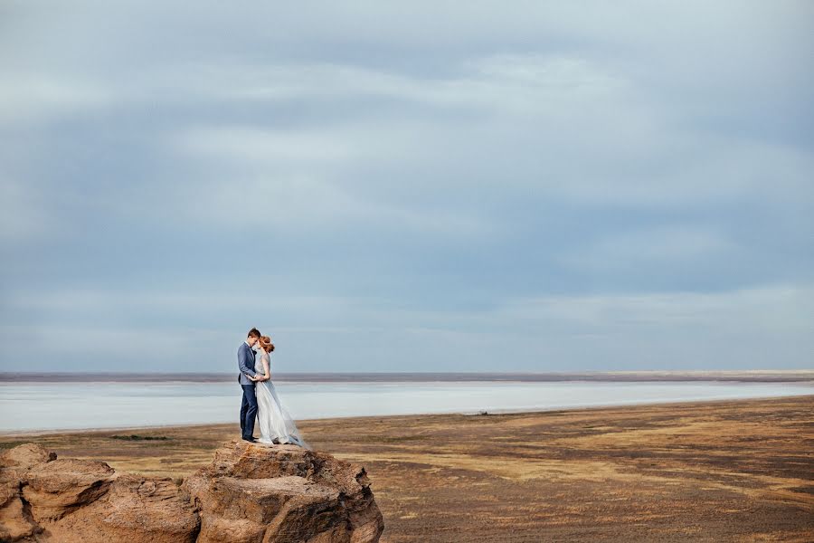 Fotógrafo de casamento Galina Mikitinskaya (mikifoto). Foto de 22 de agosto 2017