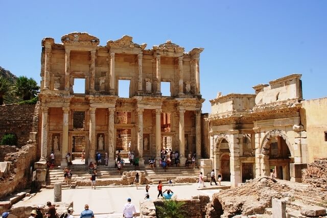 tourist attractions in ephesus turkey