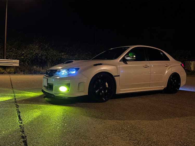 インプレッサ WRX STIのnight photography・ドライブ・イニシャルＤ・おぎのやシルエイティに関するカスタム事例の投稿画像1枚目