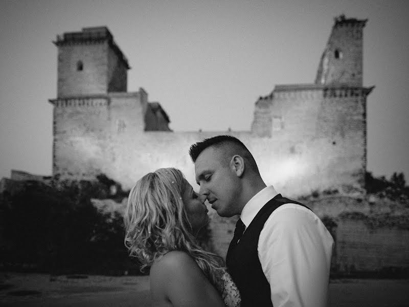 Wedding photographer János Marozsán (janosmarozsan). Photo of 3 February 2020