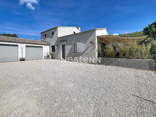 House with pool and garden 5