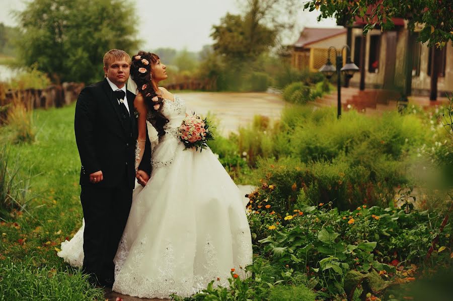 Wedding photographer Mariya Pashkova (lily). Photo of 6 October 2013