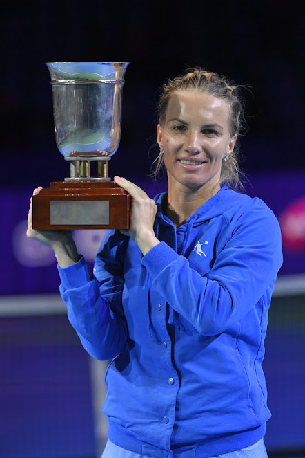 SVETLANA KUZNETSOVA 2 - Página 8 Z0UMcpGIIhIyvBJyMFclRhYmpPHVRZNooJztIT1uA9cnAofM4VplmDPmtpnnlxxc3ol659HeGADRjQ=w442-h662-no