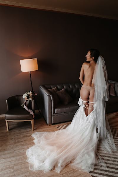 Wedding photographer Yana Kolesnikova (janakolesnikova). Photo of 20 August 2020