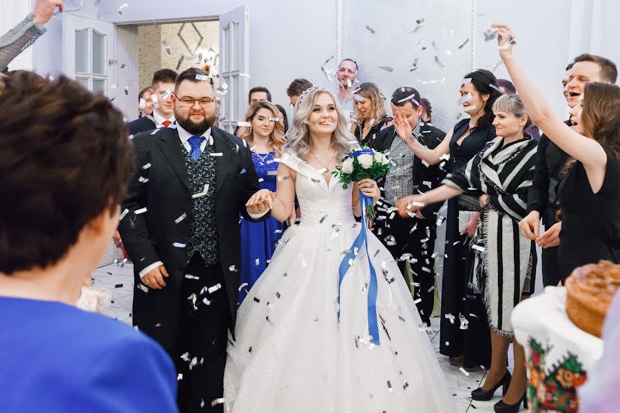 Fotógrafo de casamento Aleksandra Krasnozhen (alexkrasnozhen). Foto de 6 de março 2019