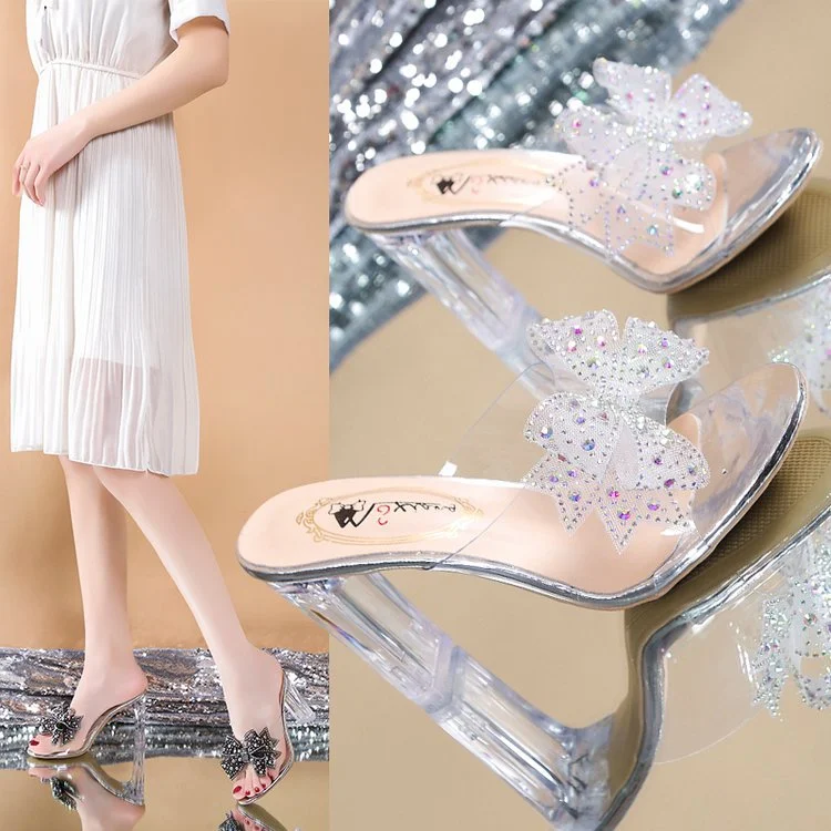 Women's Rhinestone Bow Flip Flops, adding sparkle and style to your summer wardrobe. Comfortable and chic sandals, perfe