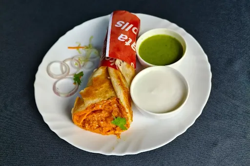 Chatpata Chicken Tikka Roll