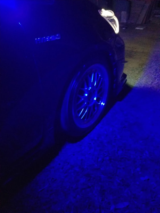 プリウスαのI❤PRIUS α・面ウチ帰宅(笑)・おっさんずαに関するカスタム事例の投稿画像2枚目