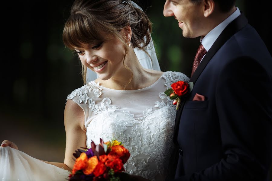 Fotógrafo de casamento Svetlana Puzikova (puzikova). Foto de 13 de setembro 2017