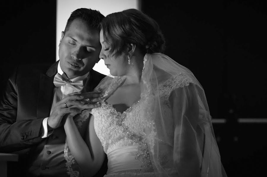 Wedding photographer Yeisson Gómez (goldtime). Photo of 5 June 2015