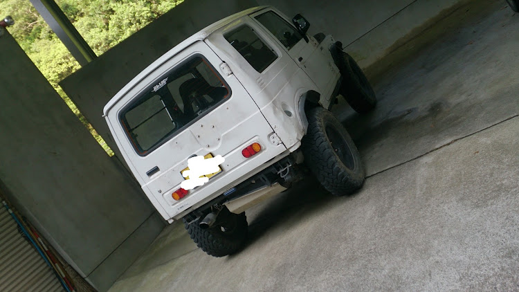 ジムニーの車を売って飲みに行くに関するカスタム事例の投稿画像2枚目